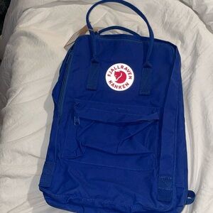 Kanken laptop 15” color deep blue, never used